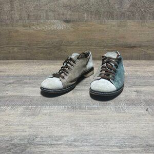 AMF Tan/Green Bowling Shoes Women's Size 7